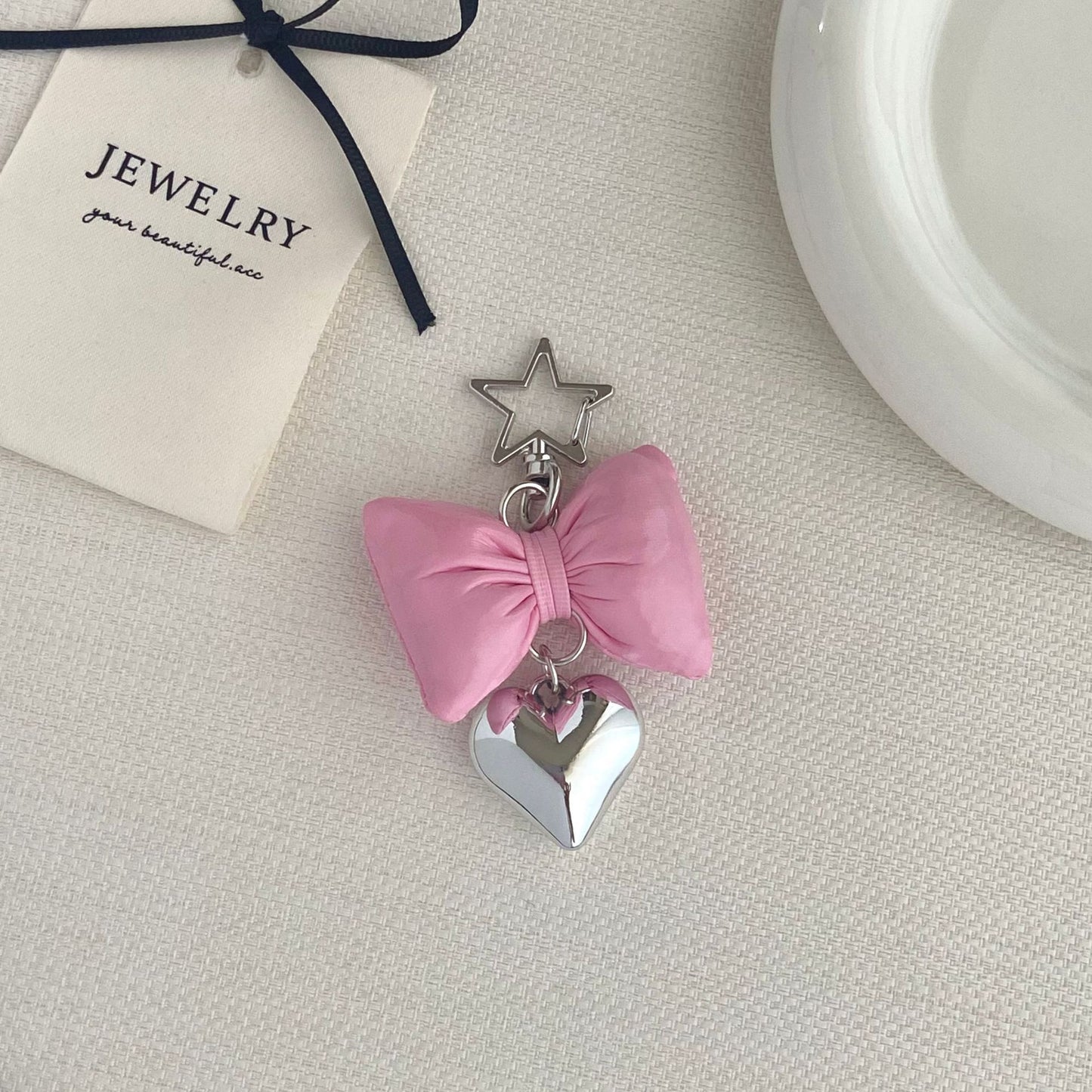 Bow-förmiger Charm Schlüsselanhänger Brehn