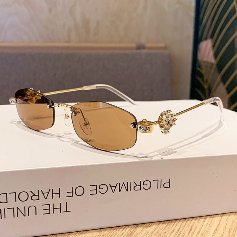 Modische Sonnenbrille mit Luxuriösen Goldenen Akzenten Brehn