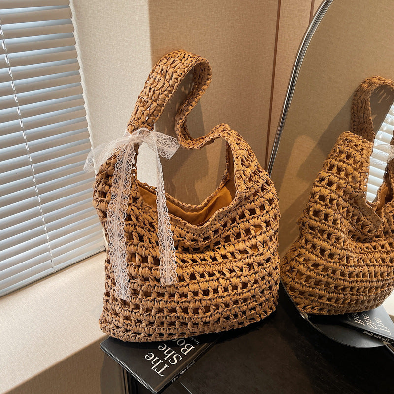 Handgefertigte Strandtasche mit Spitze Brehn