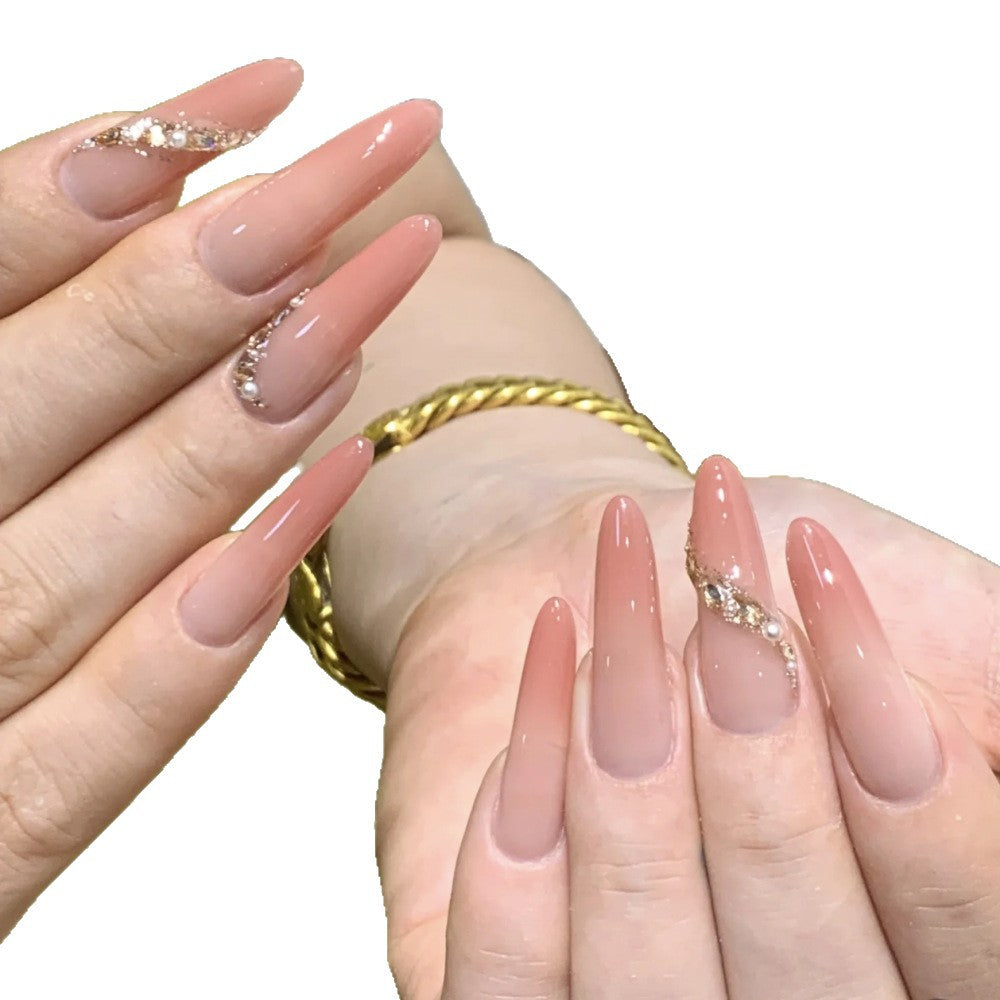 Künstlerisches Press-On-Nagelset mit einzigartigen Schleifen- und Herzakzenten Brehn