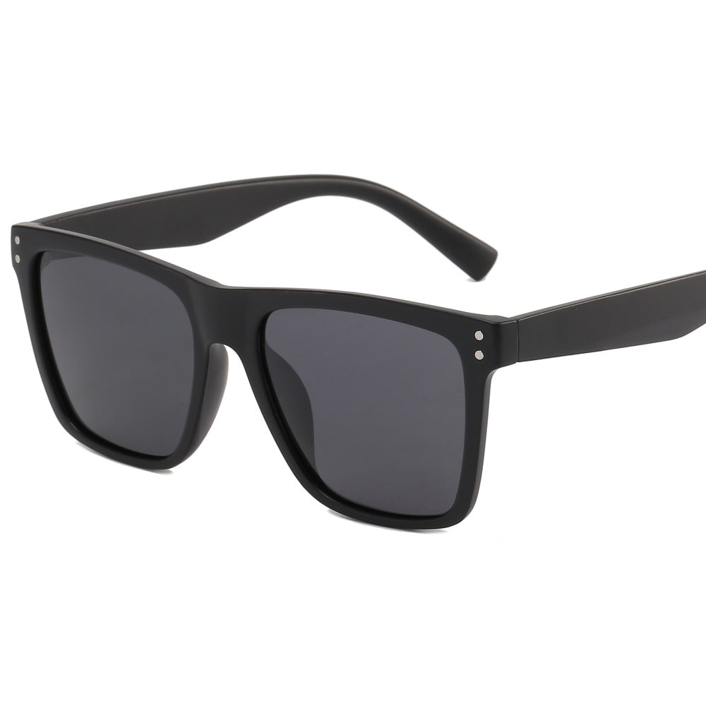 Damen Modische Sonnenbrille mit modernem, mattem Rahmen Brehn