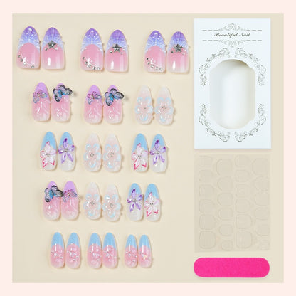 Künstliches Nagelset mit floralen und Glitzerdetails Brehn
