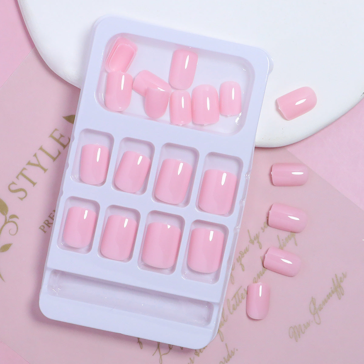 DIY natürliche Look Press-On Nails Brehn
