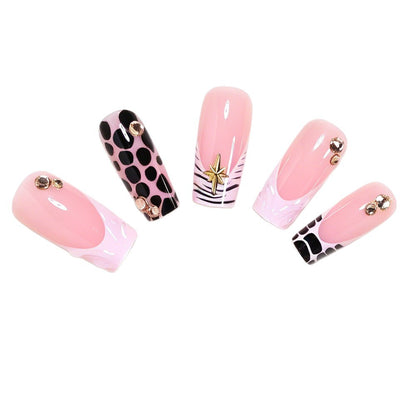 Stylische Dekorative Press-On Nagelkunst Tipps Brehn