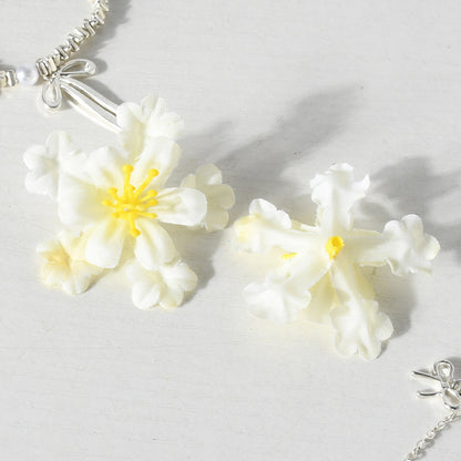 Florale dekorative Haarschmuck