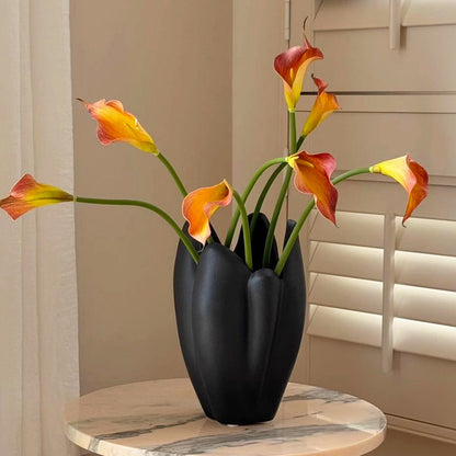Moderne von Blumen inspirierte Dekovase