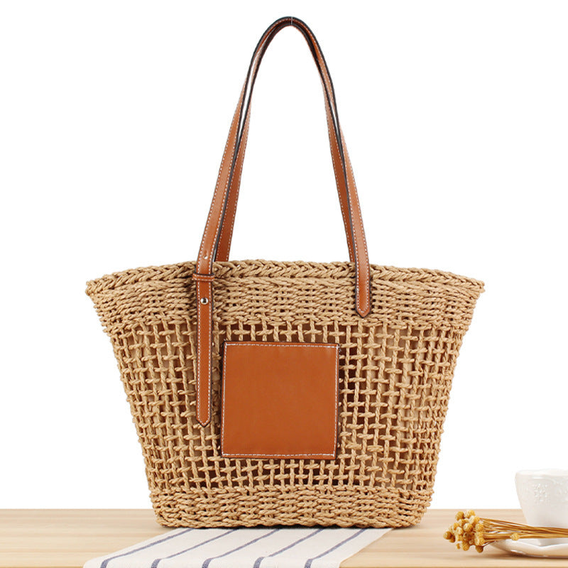 Geflochtene Basttasche mit Lederapplikation Brehn