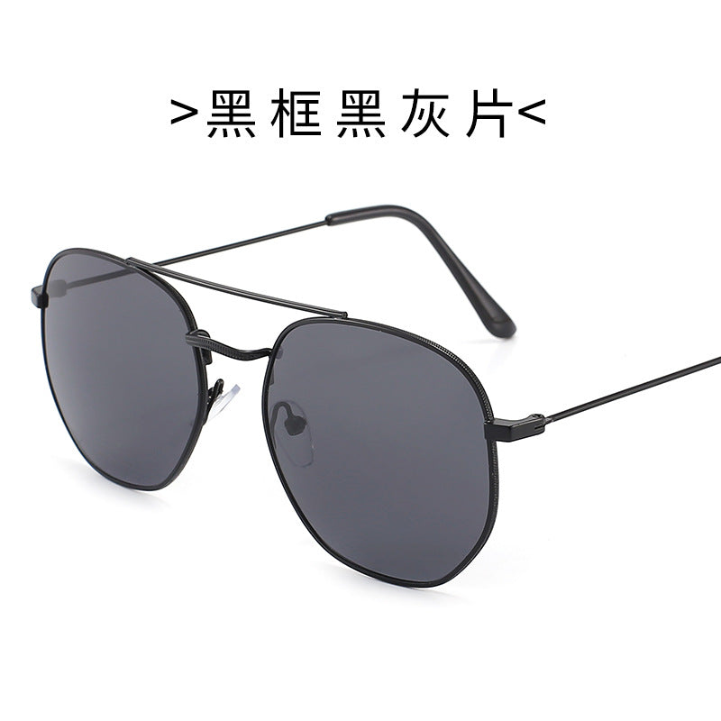 Damen Sonnenbrille mit ovalem Rahmen und schützendem Verlaufsglas Brehn
