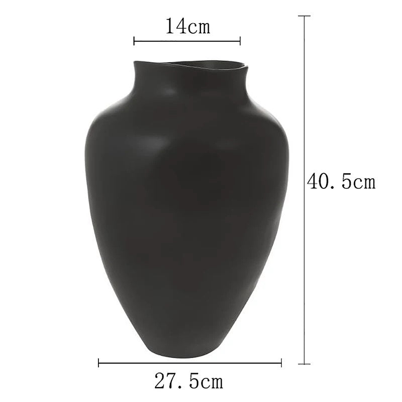 Elegante gewölbte Keramikvase