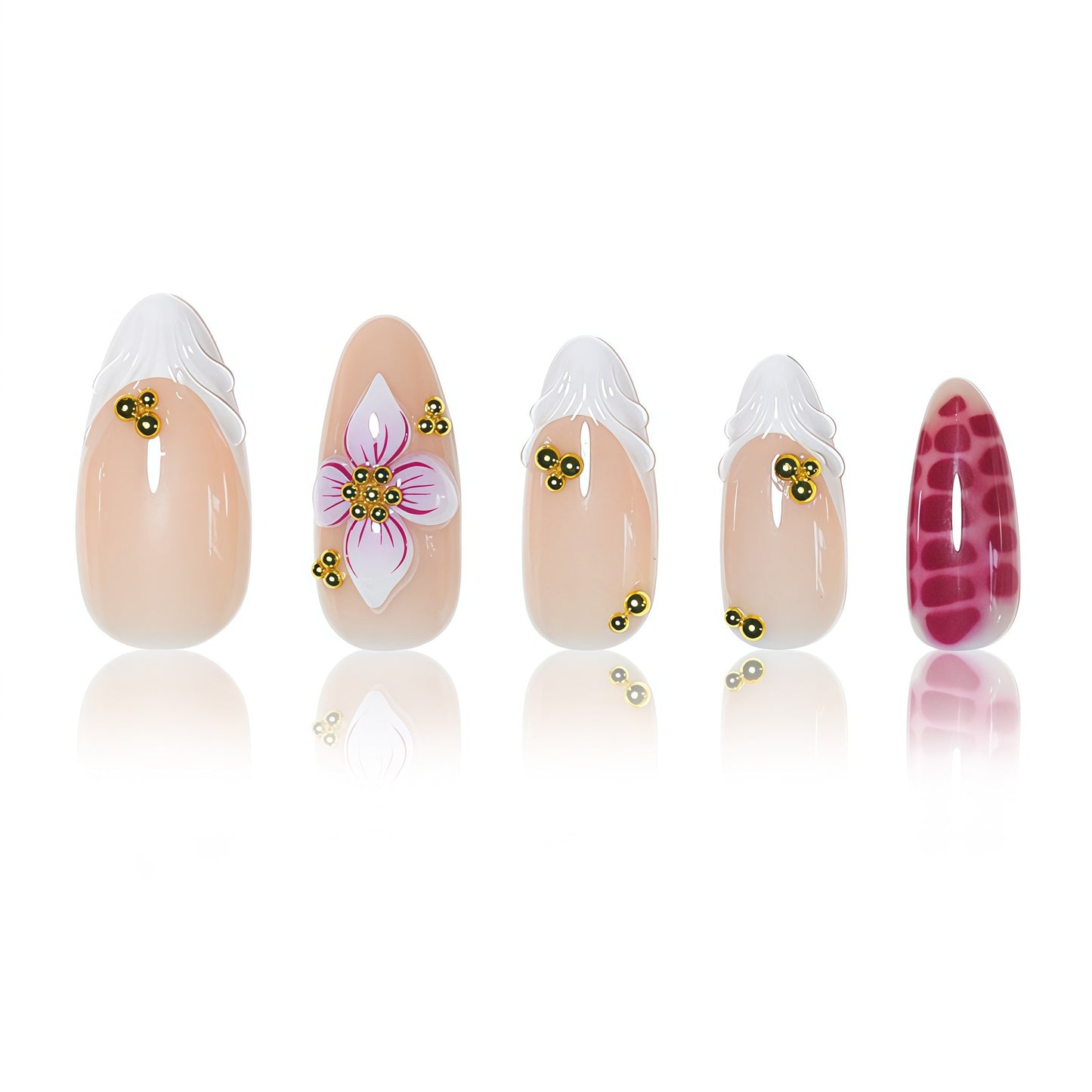 Elegante florale Nagelkunstverlängerungen Brehn