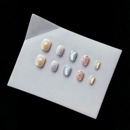 Künstlerisches Druck-Nagelkunstset mit Sternen und Punkten
