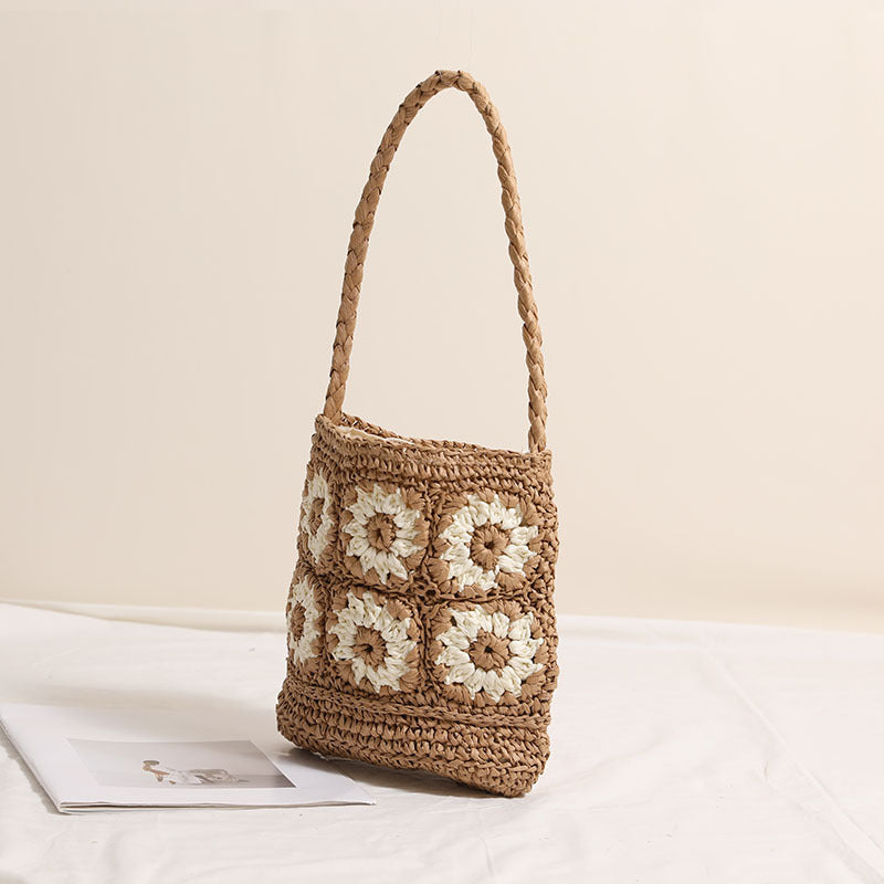 Handgefertigte Basttasche mit Floralen Mustern Brehn