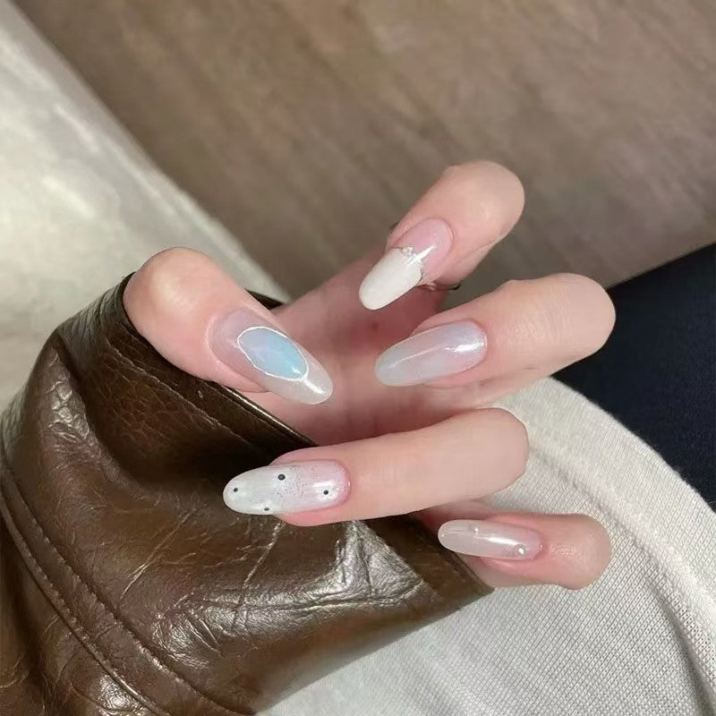 Elegante Trendige Nagelkunstverlängerungen