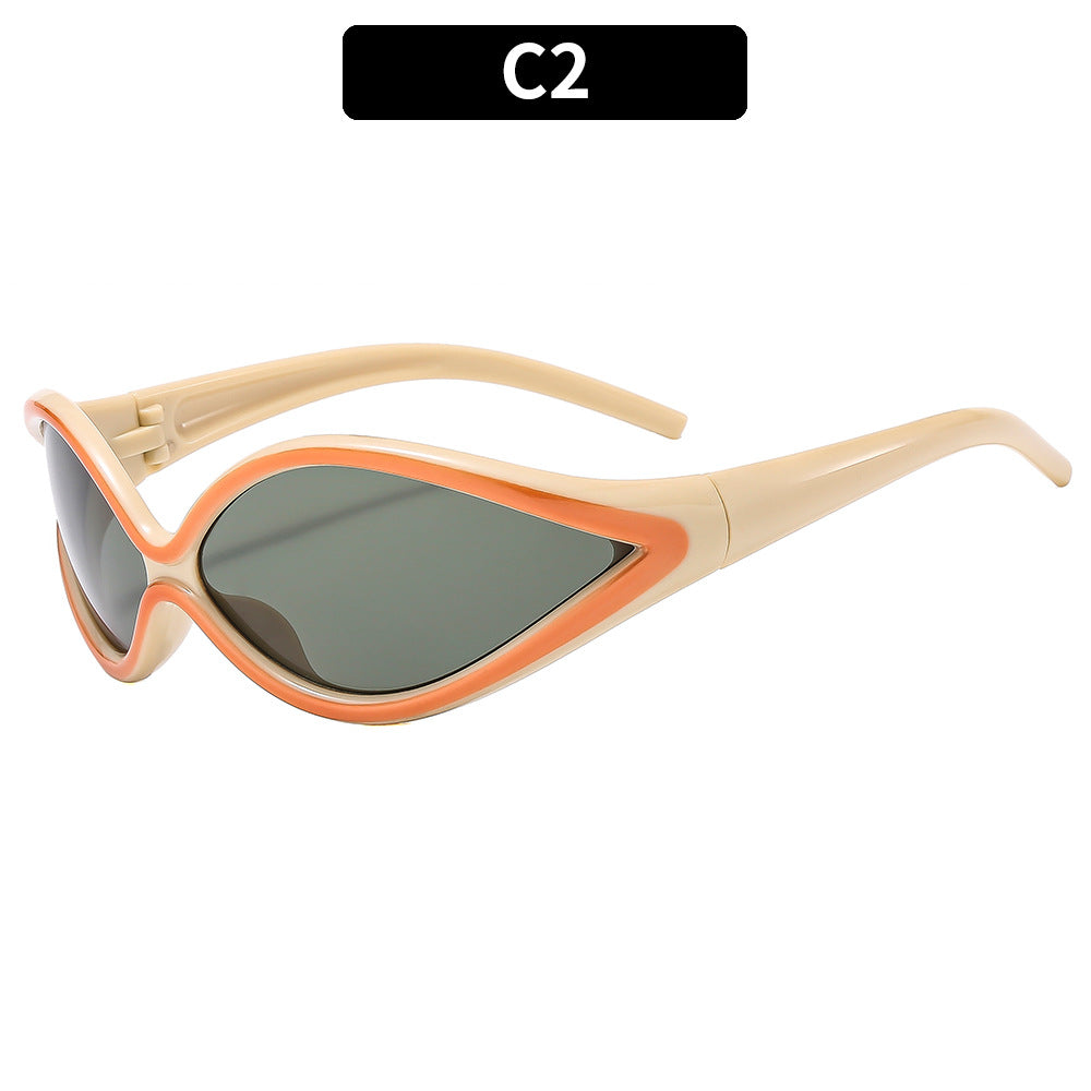 Futuristische Katzenauge Sonnenbrille mit stilvollen Flügelrahmen
