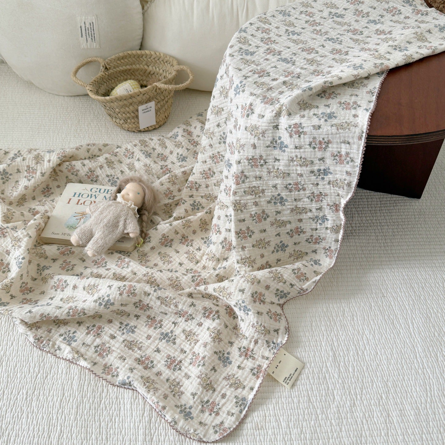Unisex Kuschelige Musselin-Decke mit zartem Blumenmuster Brehn