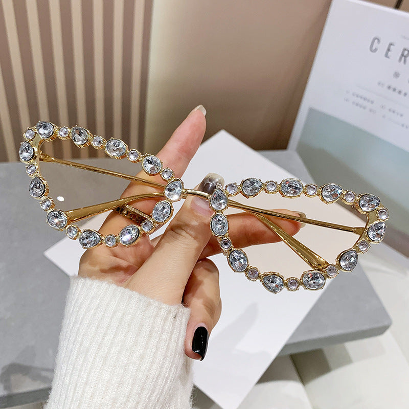 Damen Glamouröse Cat-Eye Sonnenbrille mit funkelnden Strassdetails Brehn