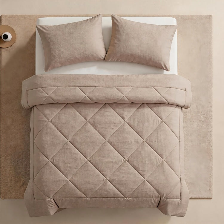 Luxuriöses Steppbett-Set Brehn