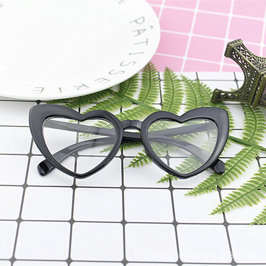 Damen Herzförmige Sonnenbrille mit hochwertigem UV-Schutz und stylischem Design Brehn