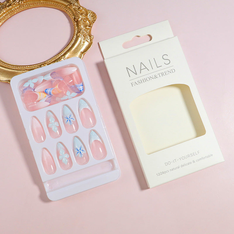 Premium Press-On Nail Set mit dekorativen Akzenten Brehn