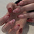 Kunstnagelset mit eleganten Herz-Akzenten und Glanz Brehn