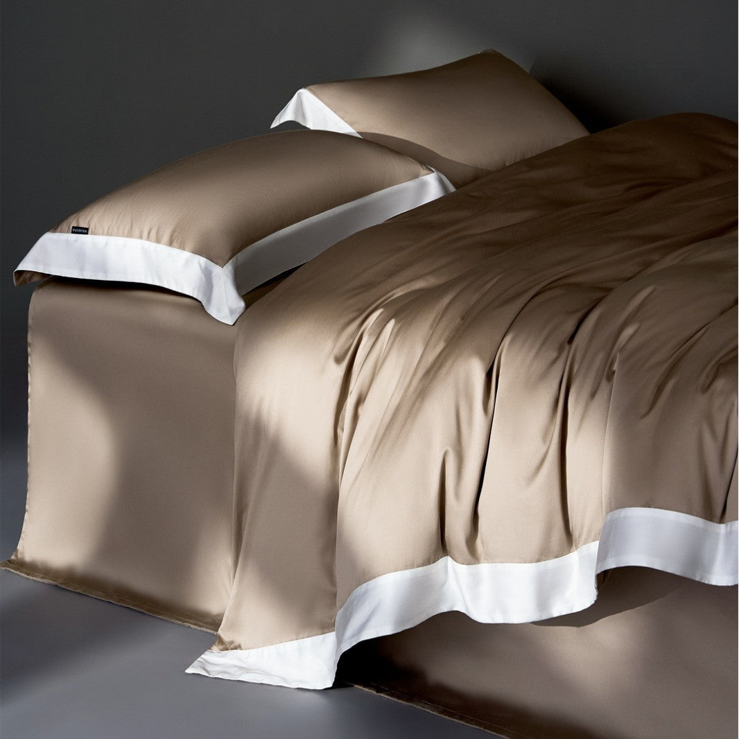 Luxuriös Satin Bettbezug Set mit kontrastierendem Saum und seidenähnlichem Finish