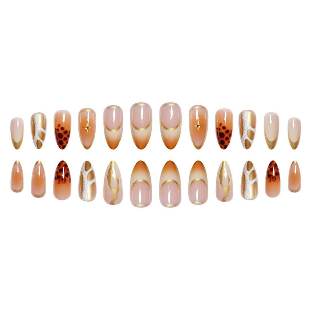 Premium Stiletto-Nagelverlängerungen mit künstlerischem Design Brehn