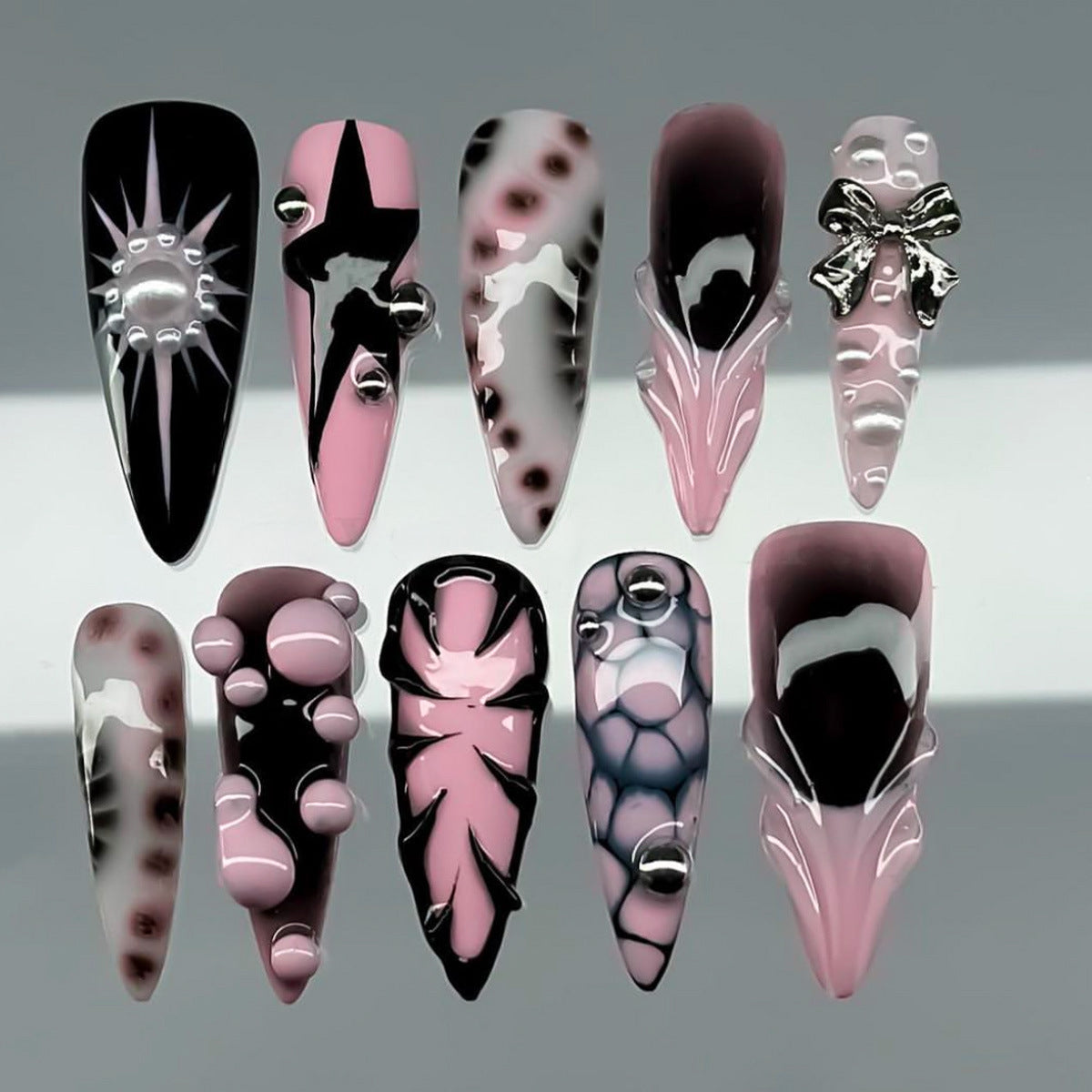 Thematic Artisan Press-On Nail Set Brehn