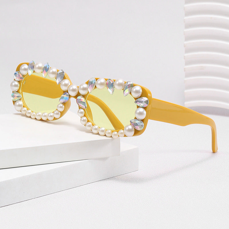 Damen elegante Sonnenbrille mit Perlenschmuck Brehn