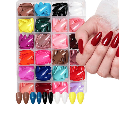 Premium Glänzende Fingernagelspitzen Brehn