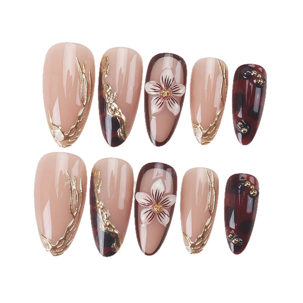 Künstlerisches Florales Nageldesign Brehn