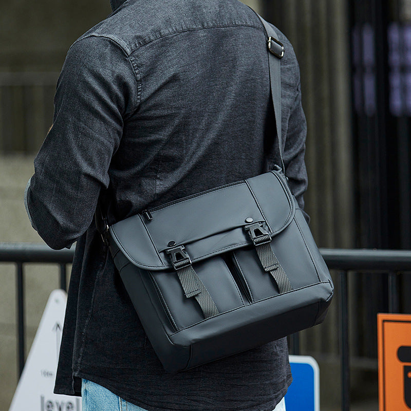 Urban Adventure Messenger Bag Brehn