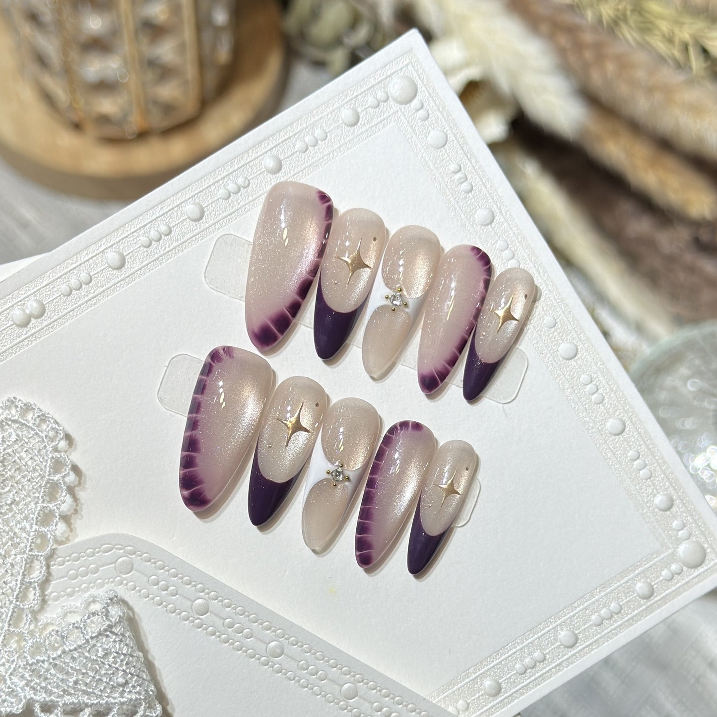 Elegantes Press-On-Nagelkunstset mit Kristalldetails Brehn