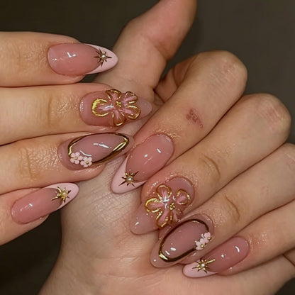 Kunstnagel Set mit blühenden Designs Brehn