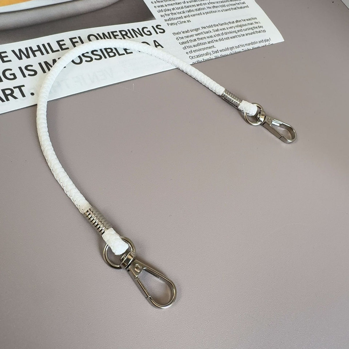 Haltbarer Clip-On-Umhängeband Brehn