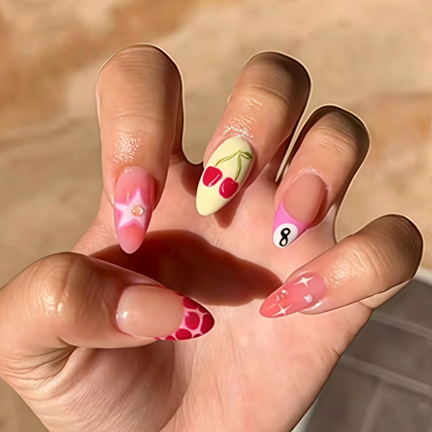 Künstlerisch von Früchten inspiriertes Press-On Nagelkunst Brehn