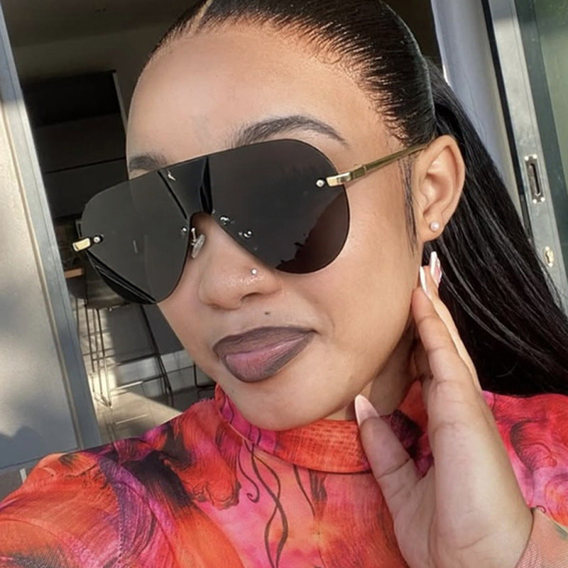 Damen Oversized Sonnenbrille im modernen Aviator-Stil Brehn