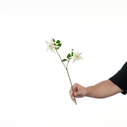 Lebensechte Mehrblütenblumenstiel