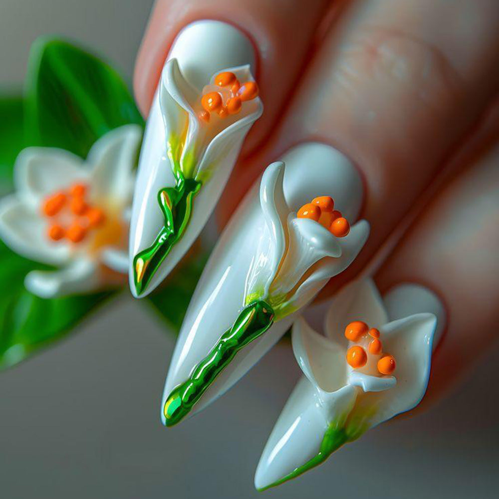 Kunstnägel Im Floralen 3D-Design Brehn