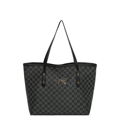 Stylische Flockmuster-Tasche mit dekorativem Bogen