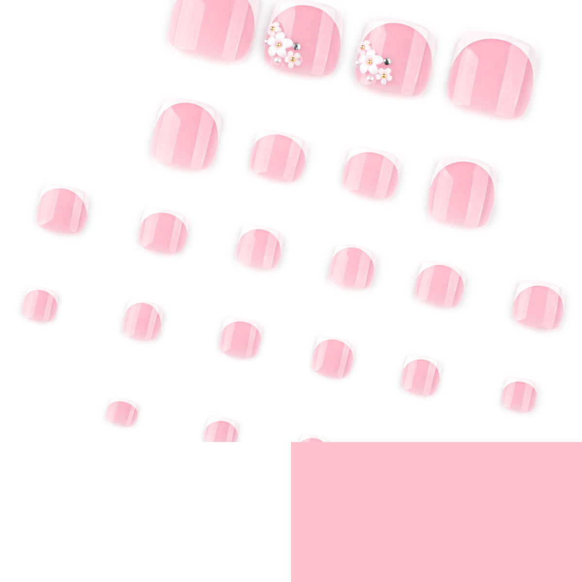Kunstvolle Fußnagelgestaltung mit zarten Blumen- und French-Tip-Akzenten Brehn