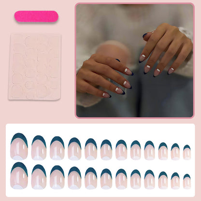 Kunstnagelset mit elegantem French Design Brehn