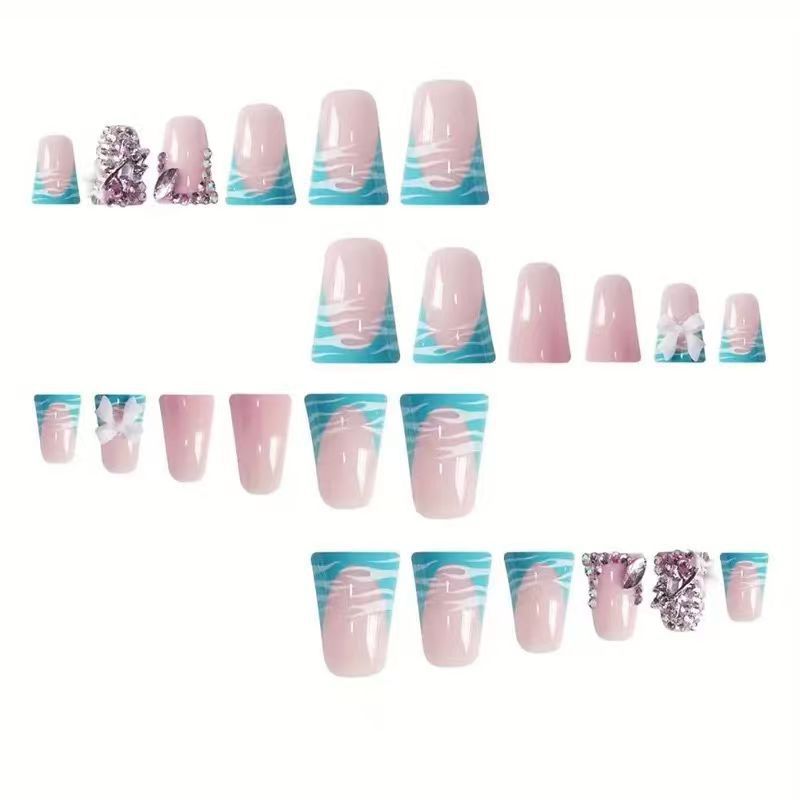 Glamouröse dekorative Nagelverzierungen Brehn
