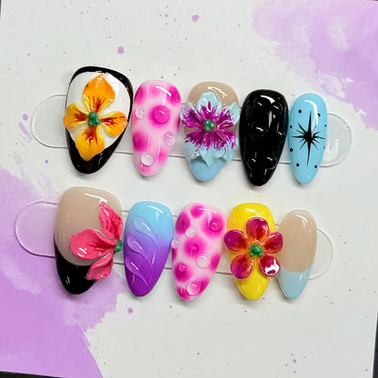 Künstlerisches florales Design Press-On Nagelset Brehn 1790636706
