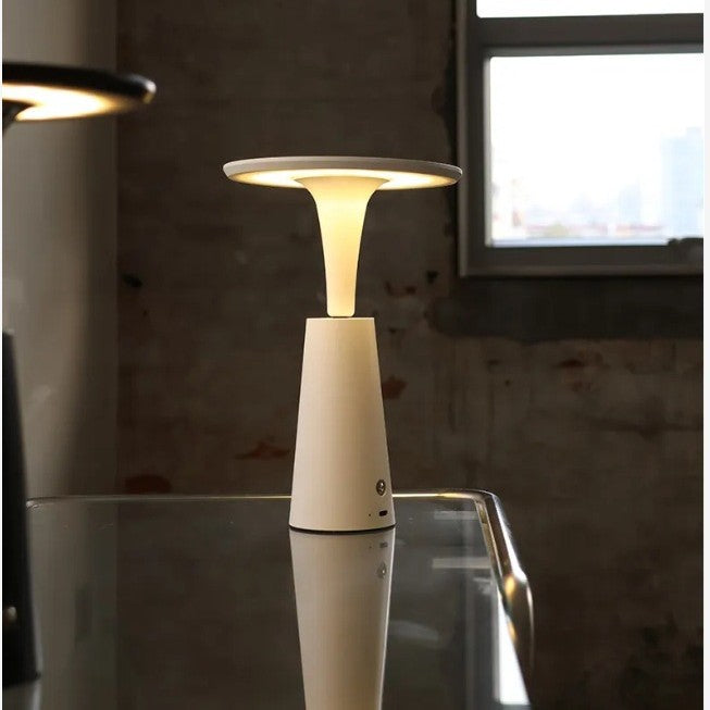 Moderne Minimalistische Tischlampe für Zeitgenössische Innenräume