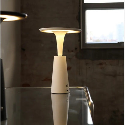 Moderne Minimalistische Tischlampe für Zeitgenössische Innenräume