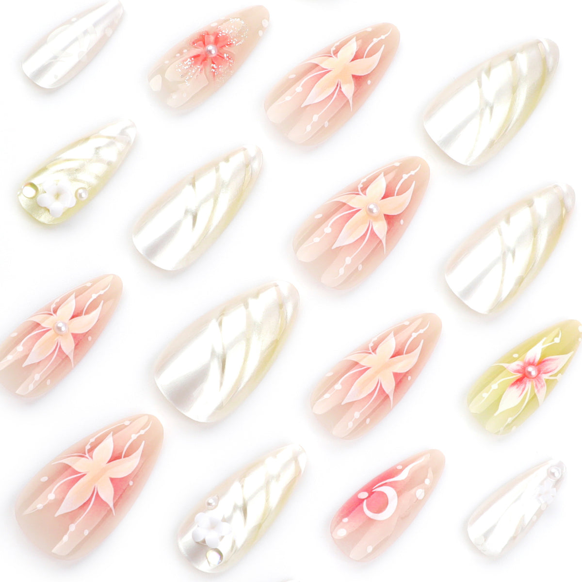 Kunstvolle Nagelverlängerungen mit floralem und eleganten Design Brehn