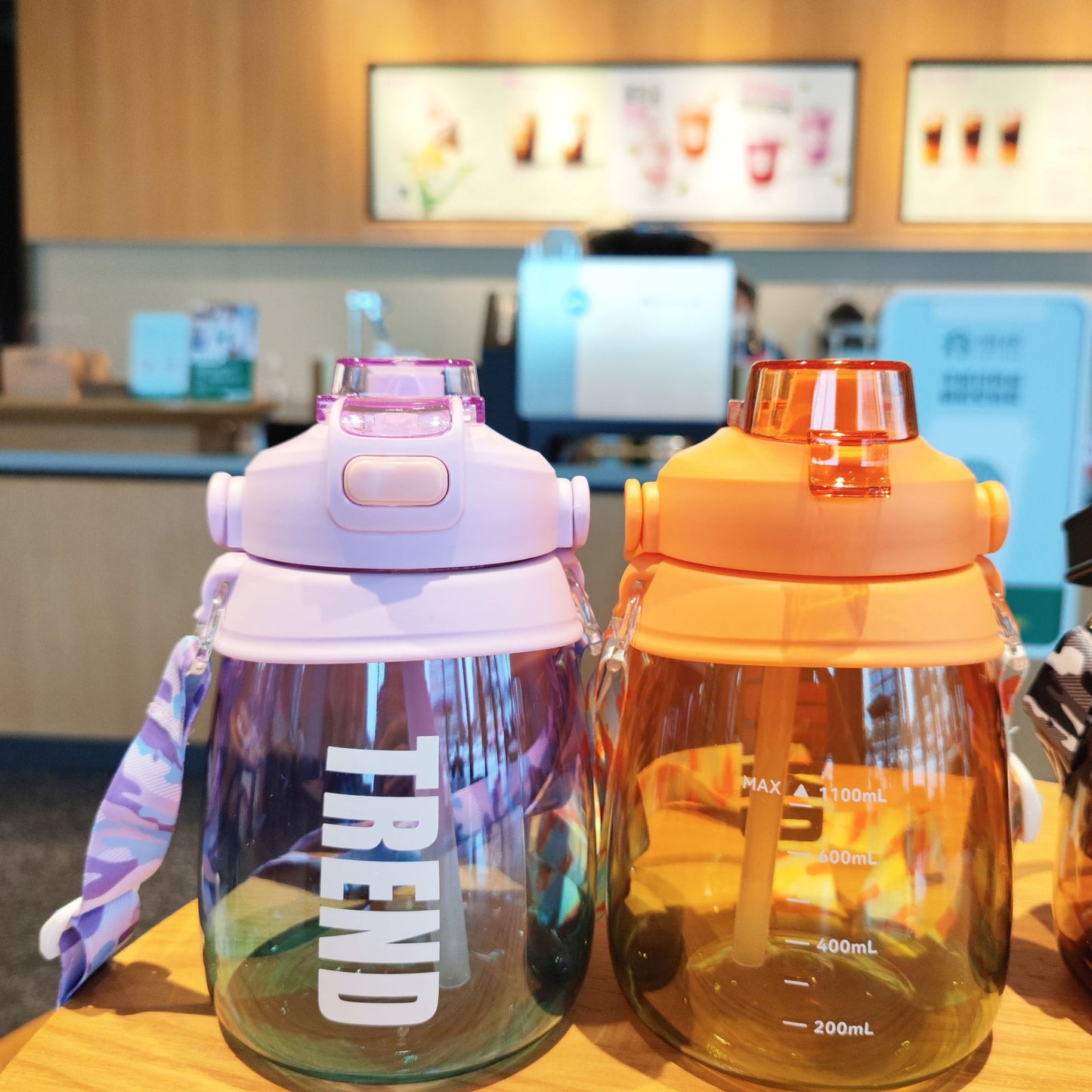 Damen multifunktionale Trinkflasche mit Sicherheitsverschluss und ergonomischem Tragegriff Brehn