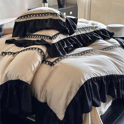 Satin-Feeling Rüschende Bettbezugset mit dekorativem Schlaufenrand