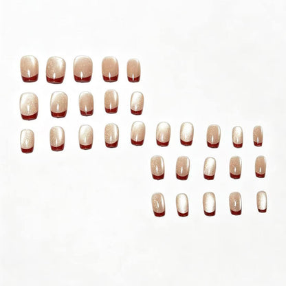 Elegantes French Tip Nagelkunstset Brehn