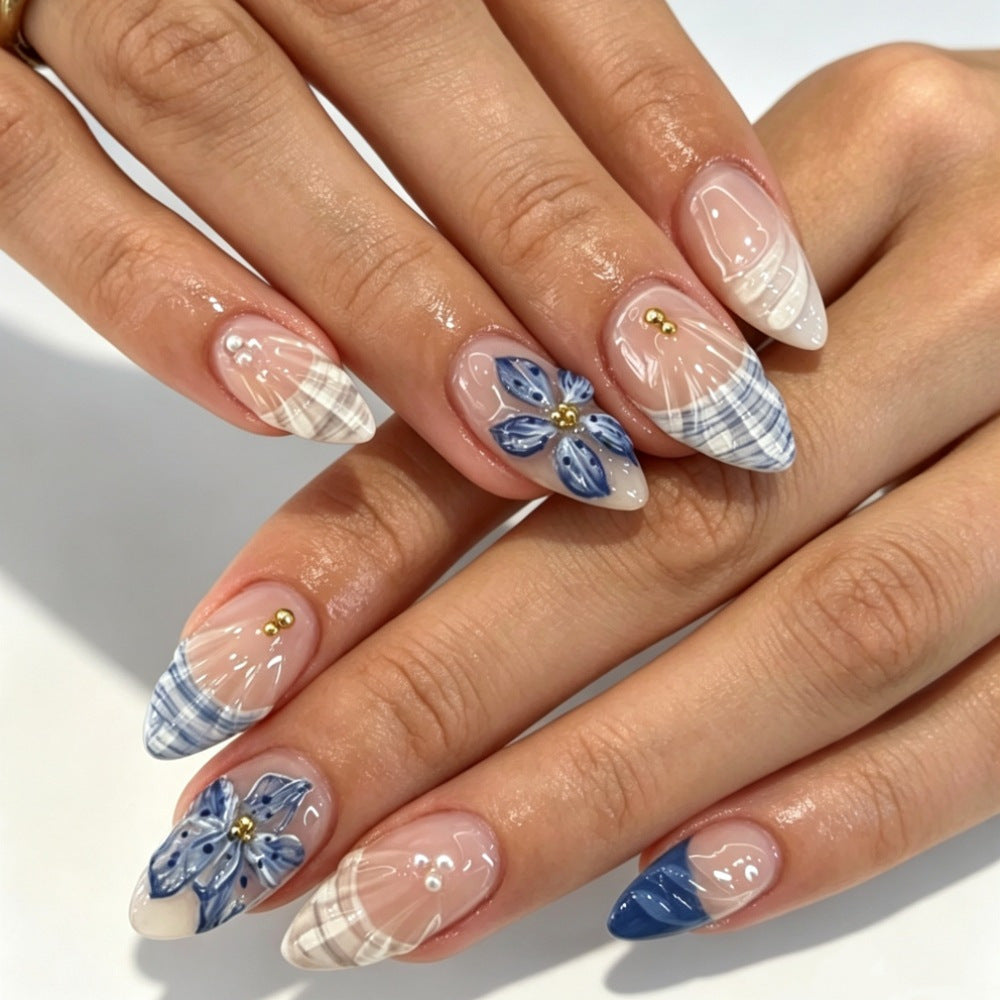 Florales Künstlerisches Press-On-Nagelset Brehn